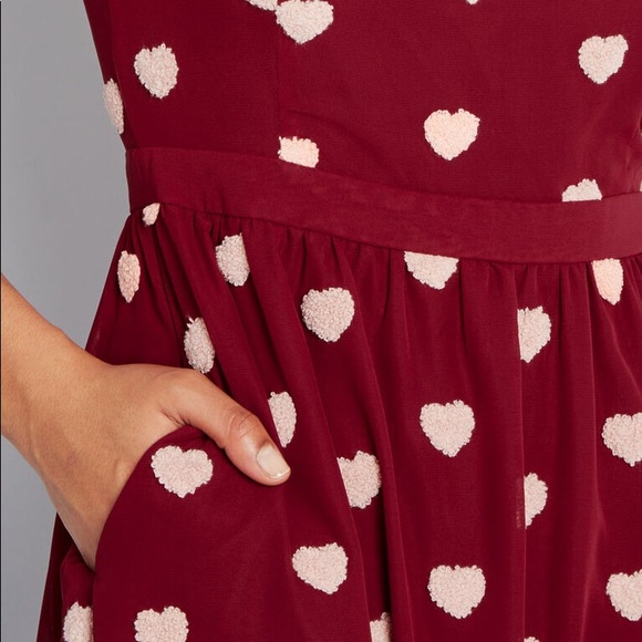 ❌SOLD❌ModCloth Heart Dress - Picture 6 of 6